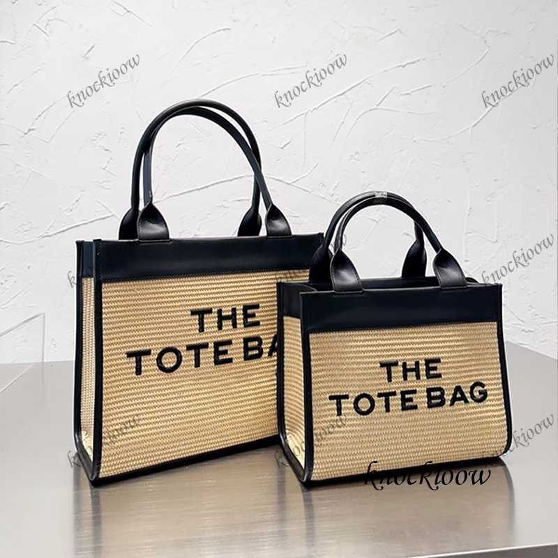 2023 summer new classic tote bag commuter bag fashion jacquard canvas handbag casual shoulder bag luxury leather large capacity canvas handbag 230503, Red
2023 summer new classic tote bag commuter bag fashion jacquard canvas handbag casual shoulder bag luxury leather large capacity canvas handbag 230503, Red