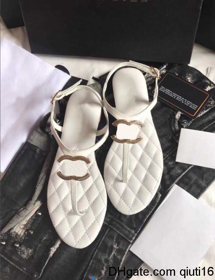 Sandals 2023 Summer Luxury Designer Women's Shoes Flat Sandals Channel Thick-soled Casual Open Toe Fashion Women Shoe Beach Sandals Comfort Aahi114
Sandals 2023 Summer Luxury Designer Women's Shoes Flat Sandals Channel Thick-soled Casual Open Toe Fashion Women Shoe Beach Sandals Comfort Aahi114