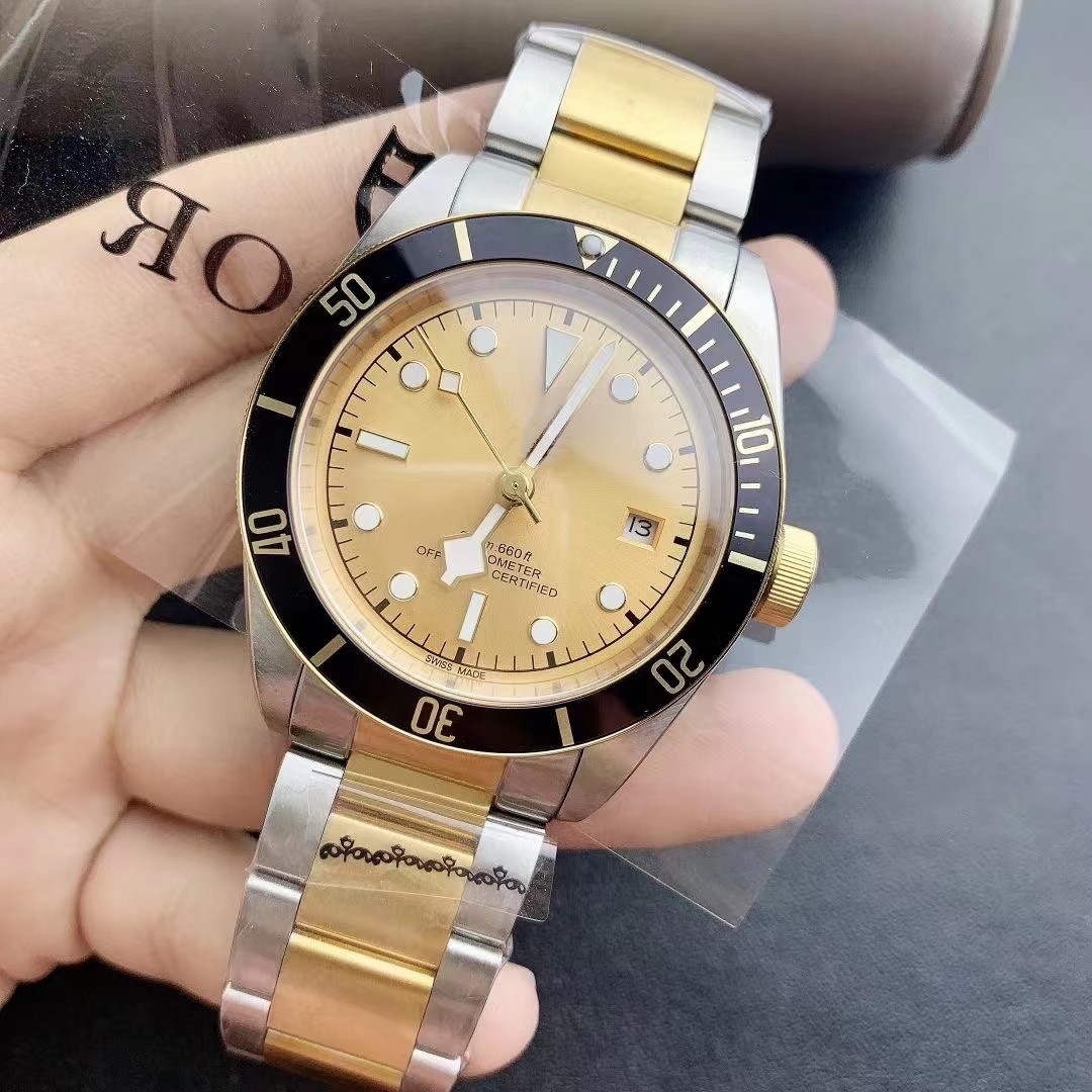 U1 Top AAA Tudors Luxury mechanical watch Ceramic Bezel Swiss Watch Dituo Bronze Series Automatic Mechanical Business Luminous Geneve Watches Men's Large Dial gift
U1 Top AAA Tudors Luxury mechanical watch Ceramic Bezel Swiss Watch Dituo Bronze Series Automatic Mechanical Business Luminous Geneve Watches Men's Large Dial gift