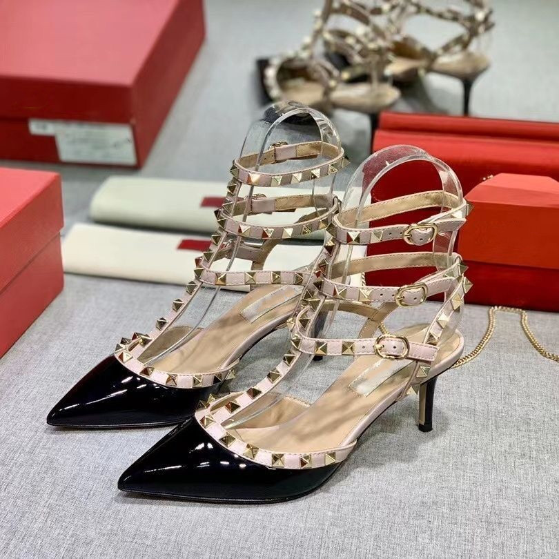 Brand Sandals Women High Heels Rivets Wedding Shoes Summer Real Leather Thin Heel 6cm 8cm 10cm Pointed Toe Shoes with Red Dust Bag 35-44, Purple shiny
Brand Sandals Women High Heels Rivets Wedding Shoes Summer Real Leather Thin Heel 6cm 8cm 10cm Pointed Toe Shoes with Red Dust Bag 35-44, Purple shiny