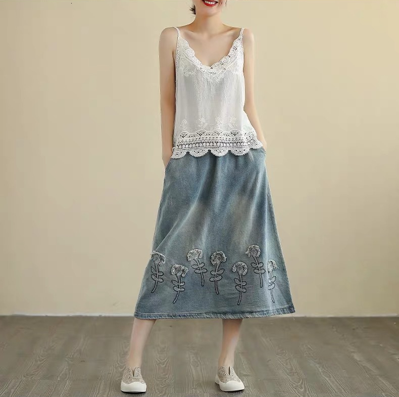 Camisoles Tanks Female Summer Sexy Cotton Linen Victorian Edwardian Floral Embroidery Camis Vintage V Neck Loose Waist Eyelet Spaghetti Camisole 23050