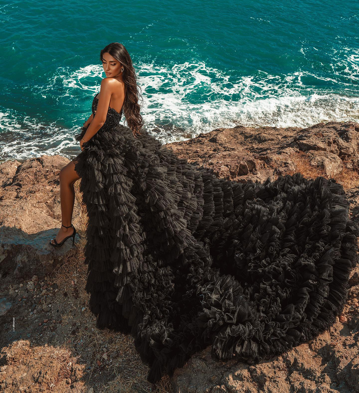 Graceful Black Prom Dresses Strapless Beading Party Dresses Tiered Ruffles Hi-Lo Custom Made Evening Dress