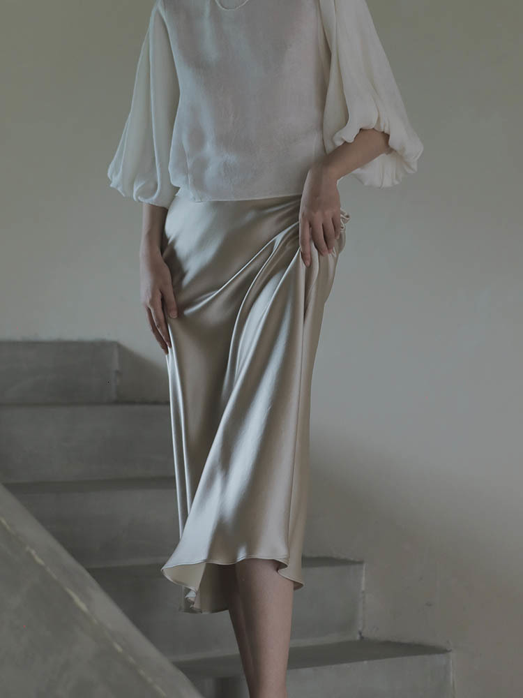 Skirts Elegant Women s Korean Fashion Satin Silk A line Skirt Office Black Champagne Long Summer Woman 2023 230503