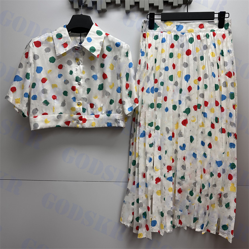 Designer Two Piece Dress Colorful Printed Shirts High Waist Skirt Polo Short Sleeve Tops Fashion Womens Long Dresses, Pls contact me real pic
Designer Two Piece Dress Colorful Printed Shirts High Waist Skirt Polo Short Sleeve Tops Fashion Womens Long Dresses, Pls contact me real pic