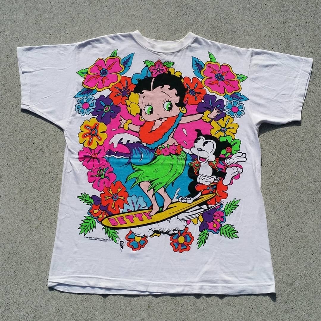 Call me Street Skateboarding Treasure Spicy Girl T-shirt for Men and Women Couple Print Super Hot Short Sleeve Fashion