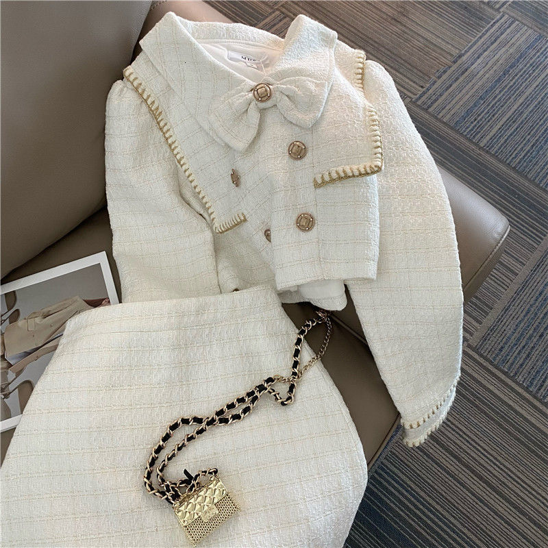 Two Piece Dress Short Lapel Double-breasted Tweed Jacket Bow Wool Coat Mini Plaid Skirt Sets Autumn Korea Temperament White Outfits 230504