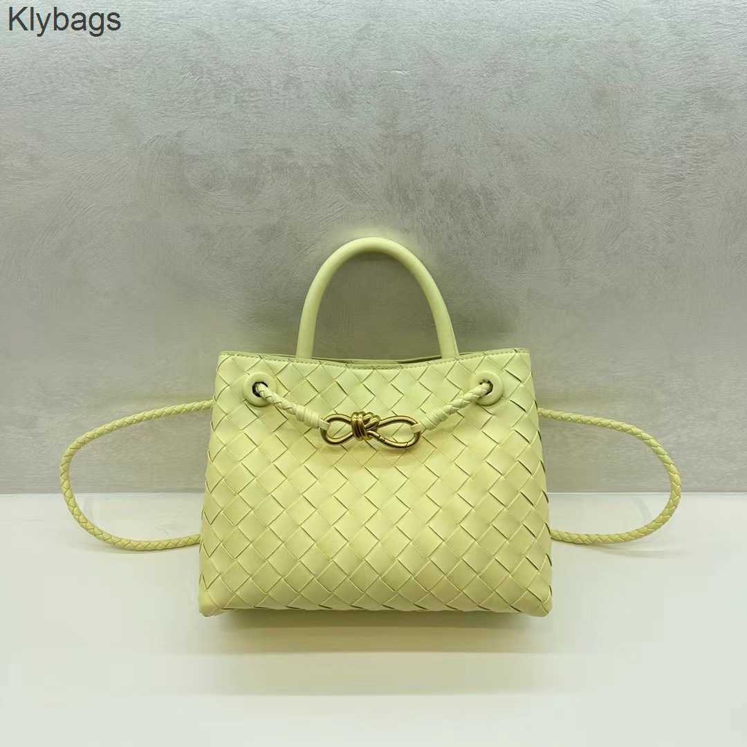 Bottegas Designer 2023 Arco Fashion Bags Versatile Andiamo Purse Woven Large Capacity Bag Cowhide Tote Venetas Casual One Shoulder Handbag 8pe5, Golden
Bottegas Designer 2023 Arco Fashion Bags Versatile Andiamo Purse Woven Large Capacity Bag Cowhide Tote Venetas Casual One Shoulder Handbag 8pe5, Golden