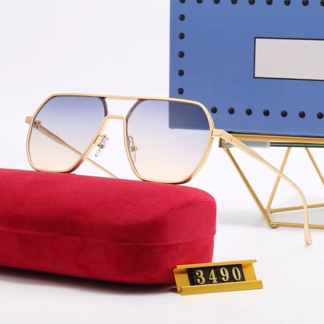 Sunglasses Designer Mens Attitude Fashion Eyewear Summer Beach Oversized Glasses Classic vintage female Male Full Frame UV400 Polarizzata Outdoor Eyeglasses
Sunglasses Designer Mens Attitude Fashion Eyewear Summer Beach Oversized Glasses Classic vintage female Male Full Frame UV400 Polarizzata Outdoor Eyeglasses