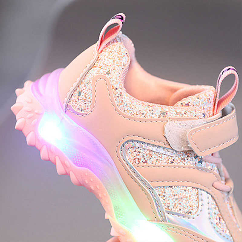 Athletic Outdoor Kids Sneakers Children Baby Girls Letters New LED Luminous Blings Sport Run Sneakers Shoes Sapato Infantil Light Up Shoes F11283 AA23