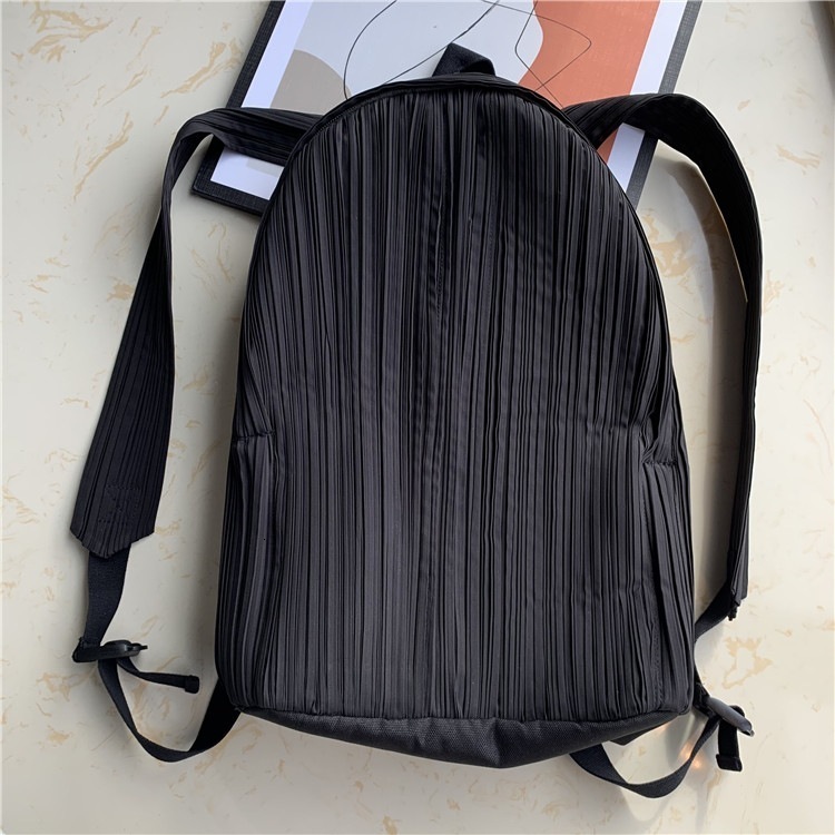 Evening Bags YUDX Miyake Pleated Japanese Series Fold Lightweight Solid Color Backpack for Women Weight Light Capacity Fanny Pack 230504