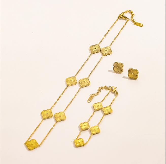 Fashion 4/Four Leaf Clover Necklace Charm Designer Jewelry For Women Pendant Necklaces Wedding Gift High Quality Three Jewelry Set
Fashion 4/Four Leaf Clover Necklace Charm Designer Jewelry For Women Pendant Necklaces Wedding Gift High Quality Three Jewelry Set