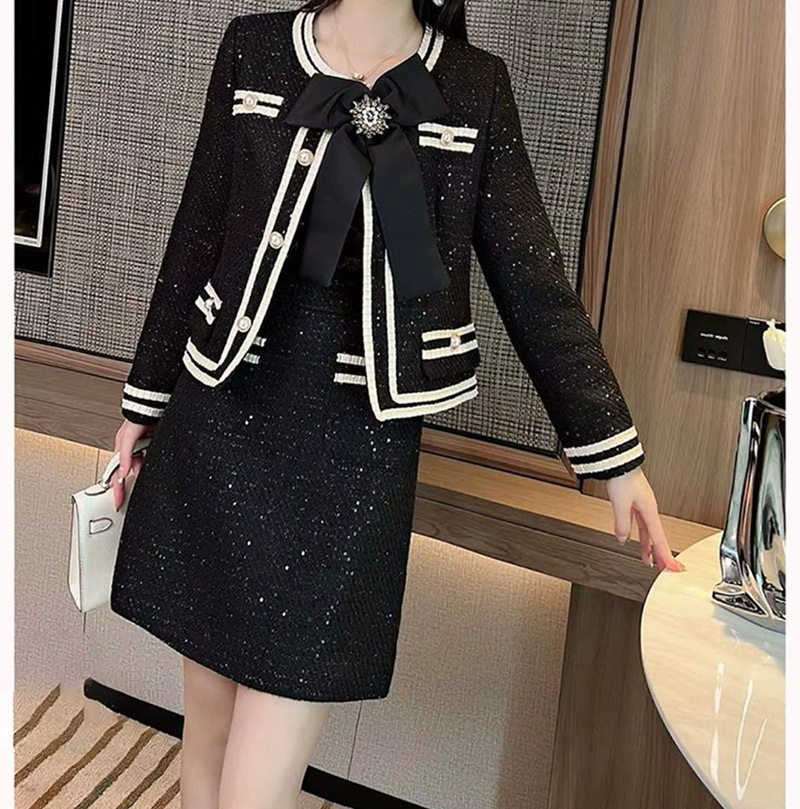 Bornladies Autumn Winter Wool Suits Women 2 Piece Set Beading Big Bowknot Tweed Short Jacket Coat + High Waist Mini Pocket Skirt 201027