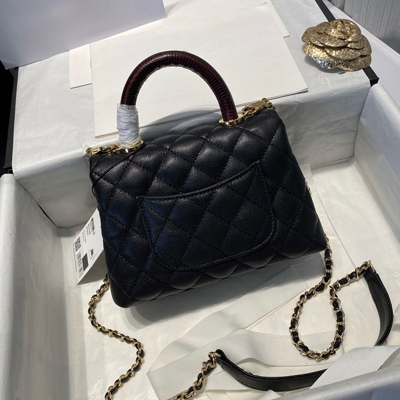 Designer Evening bag Genuine leather Handbag 19CM Delicate knockoff Chain bag With Box YC024
Designer Evening bag Genuine leather Handbag 19CM Delicate knockoff Chain bag With Box YC024