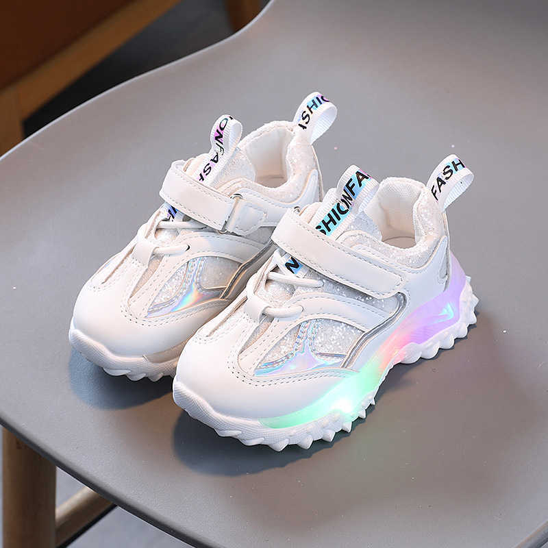 Athletic Outdoor Kids Sneakers Children Baby Girls Letters New LED Luminous Blings Sport Run Sneakers Shoes Sapato Infantil Light Up Shoes F11283 AA23