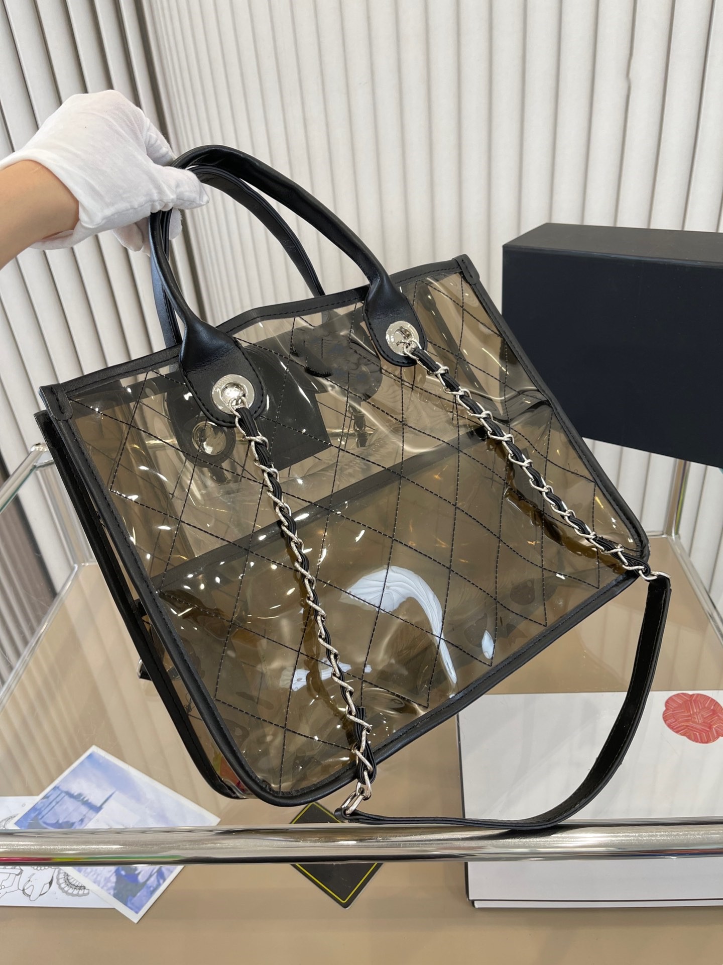 Brand Jelly Tote Bag Classic Designer Bag Fashion Transparent You Women's Tote One Shoulder Underarm Bag, Customize
Brand Jelly Tote Bag Classic Designer Bag Fashion Transparent You Women's Tote One Shoulder Underarm Bag, Customize