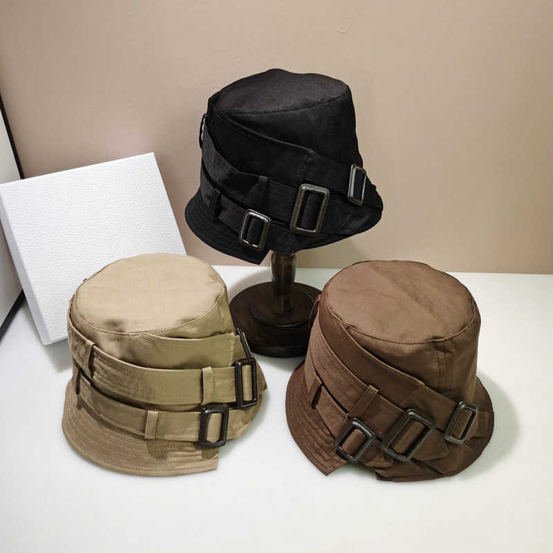 Wide Brim Hats Luxury Panama Designer Belt Buckle Bucket Hat Women's Sunscreen Fisherman Hat Fashion Casual Beach Sun Hats Flat Top Basin Cap J230503, Khaki
Wide Brim Hats Luxury Panama Designer Belt Buckle Bucket Hat Women's Sunscreen Fisherman Hat Fashion Casual Beach Sun Hats Flat Top Basin Cap J230503, Khaki