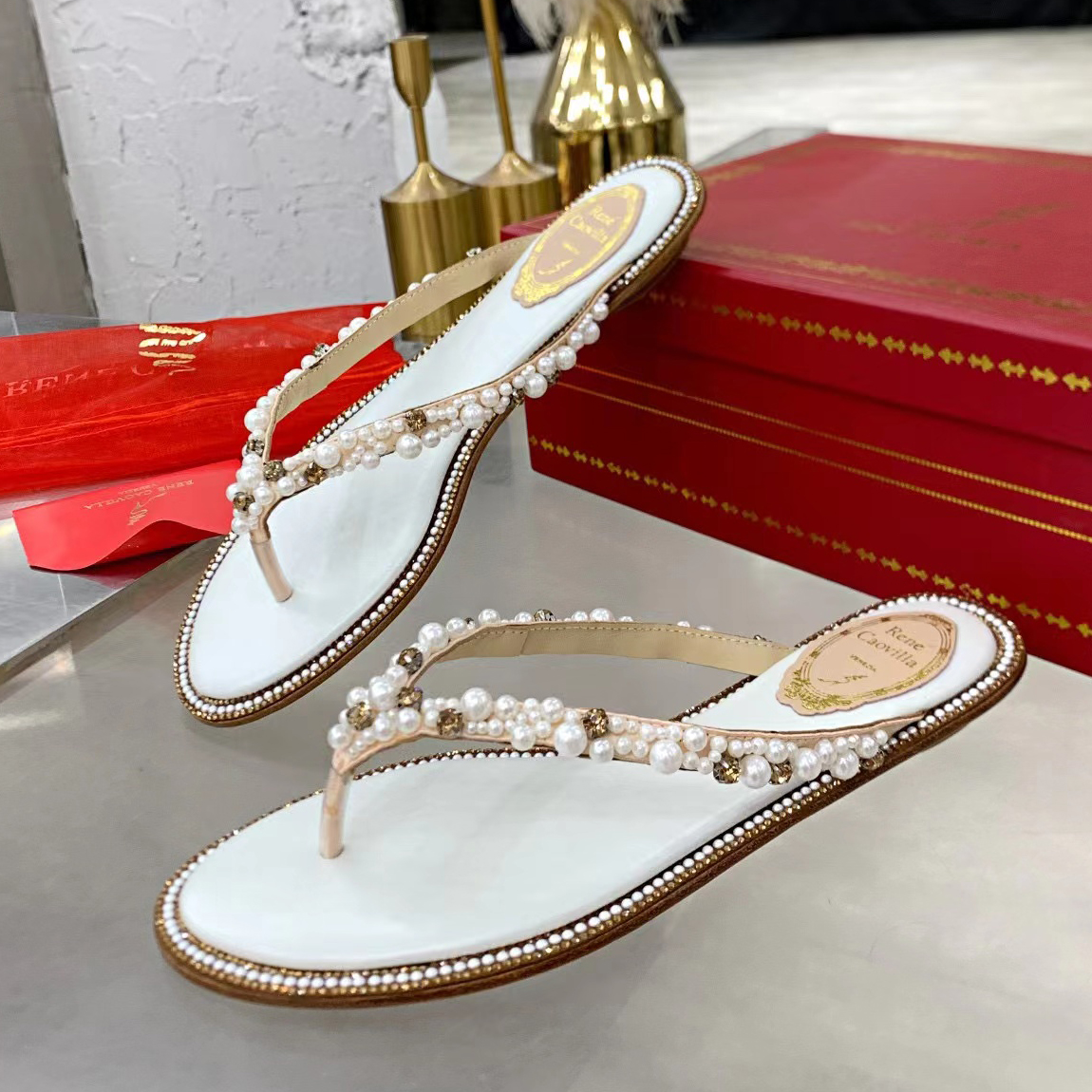 Rene Caovilla Slippers Pearl Water Diamond Decoration Luxury Designer Dress Shoes Fashion Factory Quality Womens Casual Beach Sandals Flip Flops, Black
Rene Caovilla Slippers Pearl Water Diamond Decoration Luxury Designer Dress Shoes Fashion Factory Quality Womens Casual Beach Sandals Flip Flops, Black