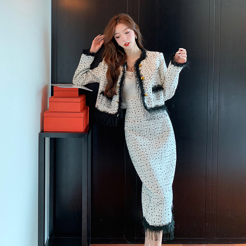 Two Piece Dress Chic Plaid Tweed 2 Piece Sets Women Winter Fashion Tassel Long Sleeve CoatHigh Waist Midi Long Skirt Suits Female Sets 230504