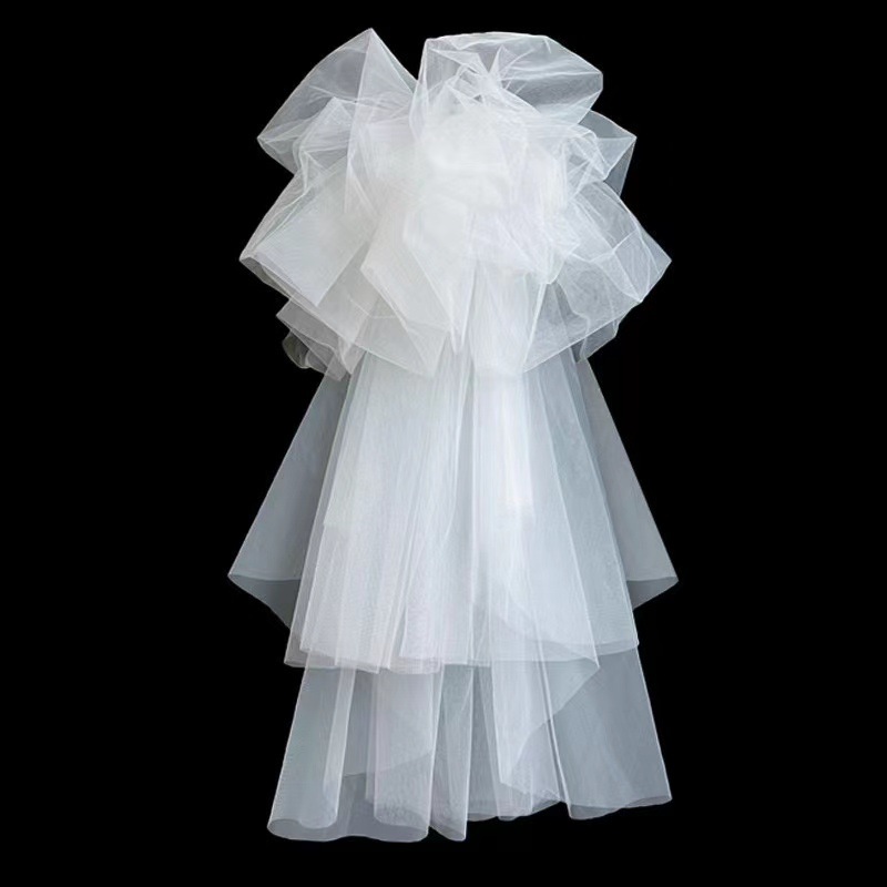 Bridal headdress with fluffy cloud shaped multi-layer headdress for high-end wedding Bridal Veils