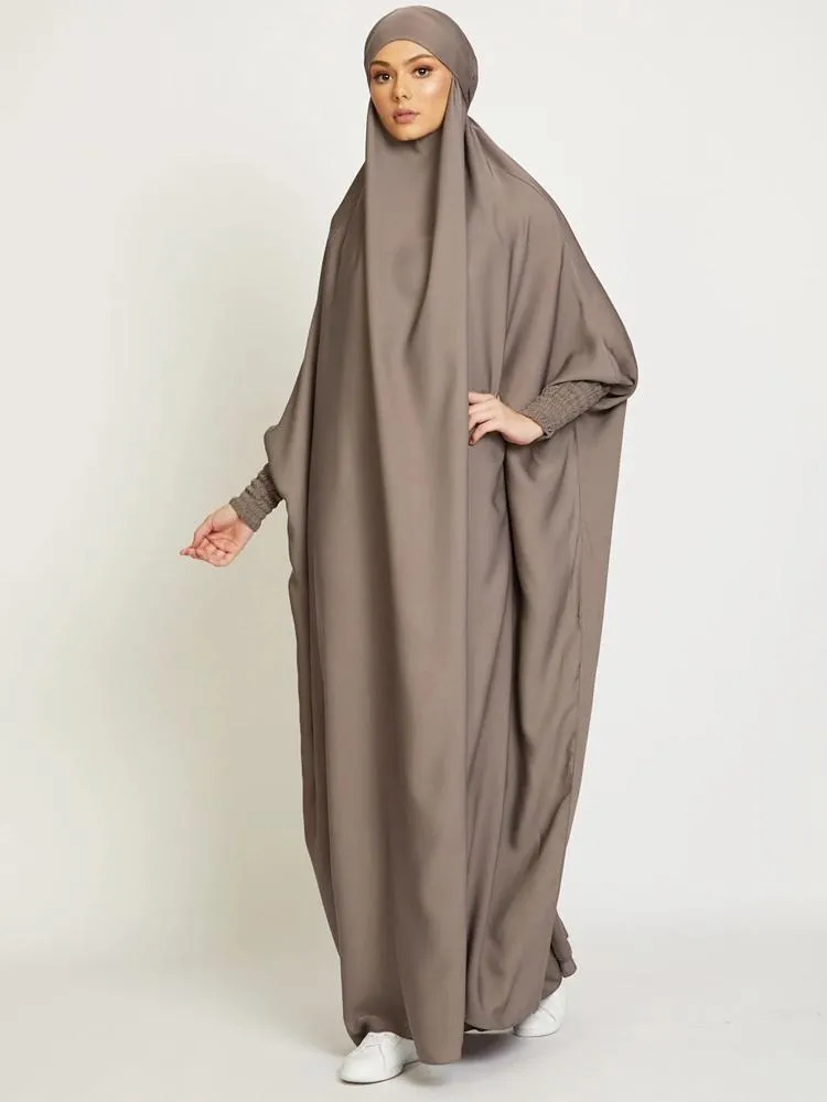 Ethnic Clothing Muslim Women Jilbab One-piece Prayer Dress Hooded Abaya Smocking Sleeve Islamic Dubai Saudi Black Robe Turkish Modesty
Ethnic Clothing Muslim Women Jilbab One-piece Prayer Dress Hooded Abaya Smocking Sleeve Islamic Dubai Saudi Black Robe Turkish Modesty