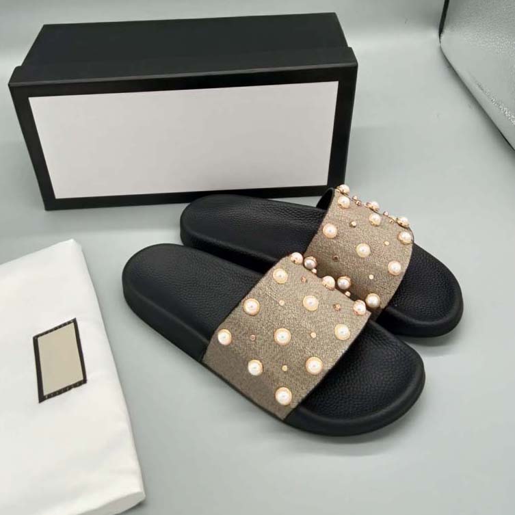 Fashion Slippers Women Luxury Sandal Lady Slides wedge rainbows summer slippers for ladies brands dearfoam, #20
Fashion Slippers Women Luxury Sandal Lady Slides wedge rainbows summer slippers for ladies brands dearfoam, #20