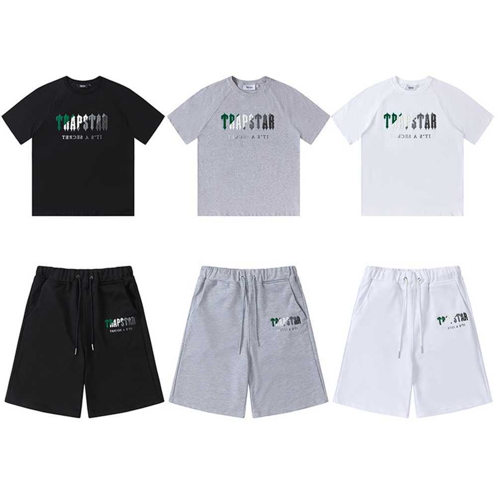 Designer Clothing Fashion Tracksuit Tees Tshirt American Trendy Trapstar Grey Green Gradient Towel Embroidered Short Sleeve Shorts Loose Cotton Set Mens Womens Su, Shipping fee
Designer Clothing Fashion Tracksuit Tees Tshirt American Trendy Trapstar Grey Green Gradient Towel Embroidered Short Sleeve Shorts Loose Cotton Set Mens Womens Su, Shipping fee