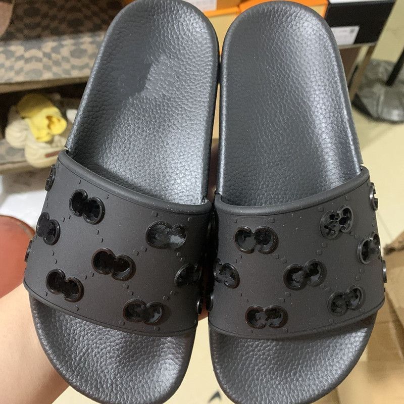 2023 New Top Quality Men Women Slippers Italy Classics Striped Rubber Slides Floral Brocade brand Designers 2G graphics Sandals Bee Summer Outdoor Beach Sandal Flat, Logo g u c c i
2023 New Top Quality Men Women Slippers Italy Classics Striped Rubber Slides Floral Brocade brand Designers 2G graphics Sandals Bee Summer Outdoor Beach Sandal Flat, Logo g u c c i