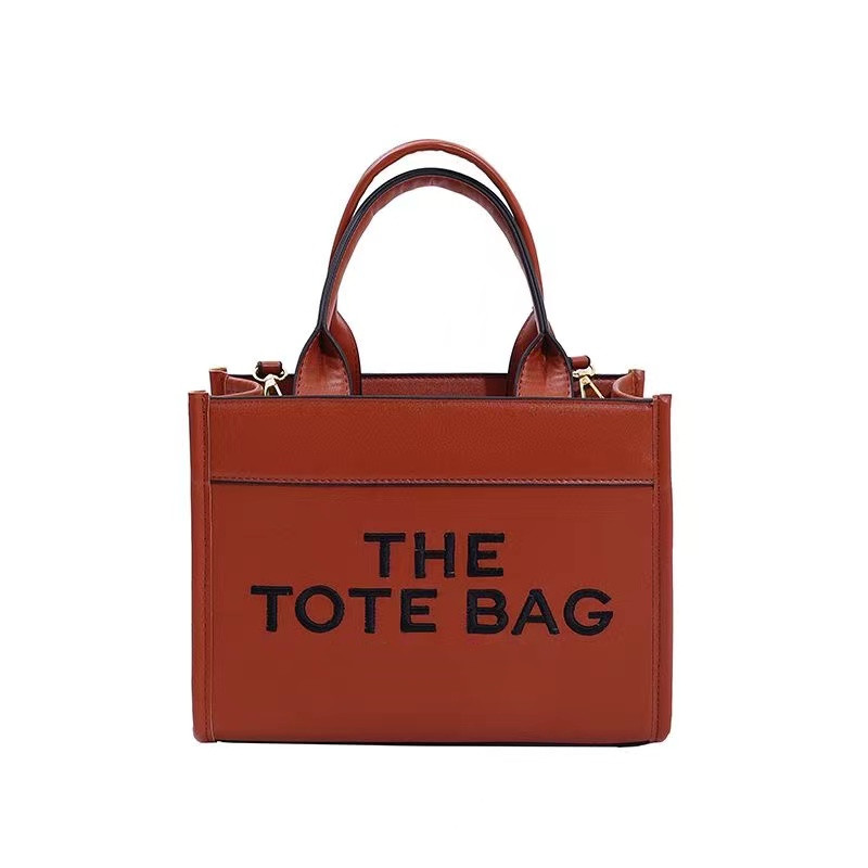 Designer Marc The tote bag Mini braid Shoulder Bag large leather Women Handbag Tote ss23 Totes Bags Crossbody wallet Luxury Fashion Shopping Purse Jocobs, Braid white
Designer Marc The tote bag Mini braid Shoulder Bag large leather Women Handbag Tote ss23 Totes Bags Crossbody wallet Luxury Fashion Shopping Purse Jocobs, Braid white
