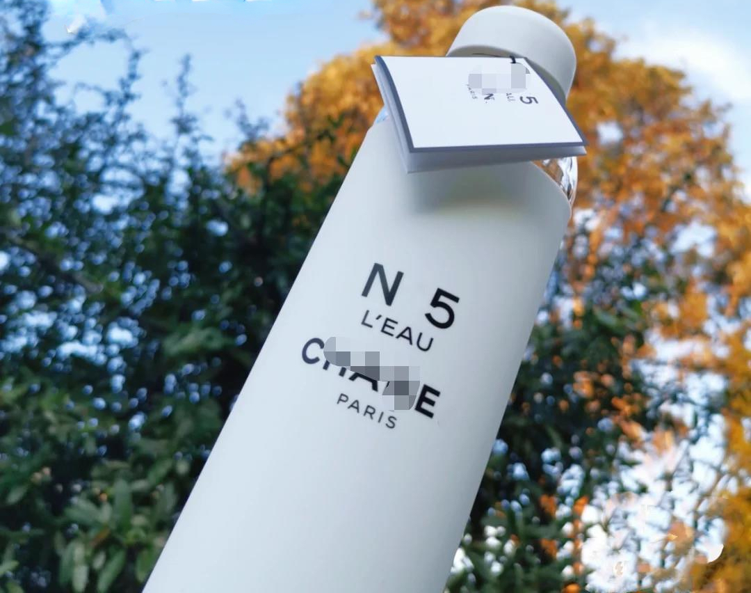 No.5 Factory Water Bottles N.5 Limited Model Small Fragrance Casual Cup White Glass Water Bottle No.5 Kettle
No.5 Factory Water Bottles N.5 Limited Model Small Fragrance Casual Cup White Glass Water Bottle No.5 Kettle