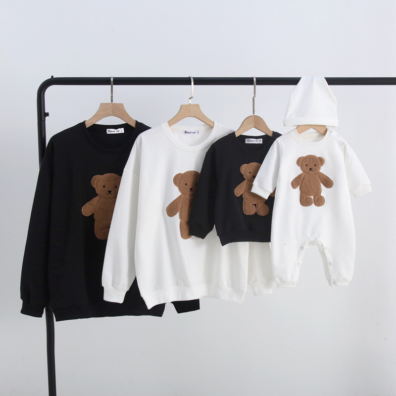 Family Matching Outfits Family Matching Clothes Winter Autumn Sweater Cartoon Bear Father Son Mother Daughter Long-sleeved Shirt Baby Birthday Clothes