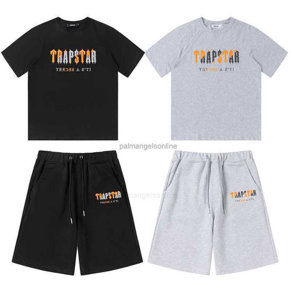 Designer Fashion Clothing Tees Tshirt Trapstar Street Fashion Brand Orange Grey Towel Embroidery Summer Loose Relaxed Short Sleeve/shorts for Men Women, 602b gray
Designer Fashion Clothing Tees Tshirt Trapstar Street Fashion Brand Orange Grey Towel Embroidery Summer Loose Relaxed Short Sleeve/shorts for Men Women, 602b gray