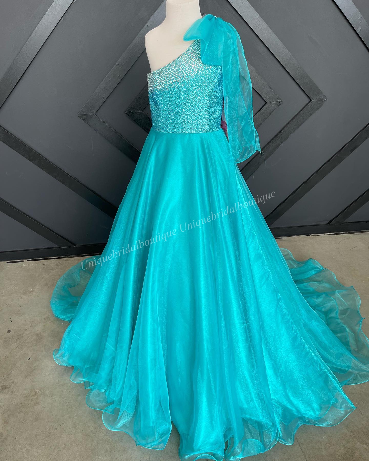 Shimmer Girl Preteen Pageant Dress 2023 Bow AB Stones Crystal Ballgown Little Kid Birthday Formal Party Gown Infant Toddler Teens Tiny Young Junior Mi