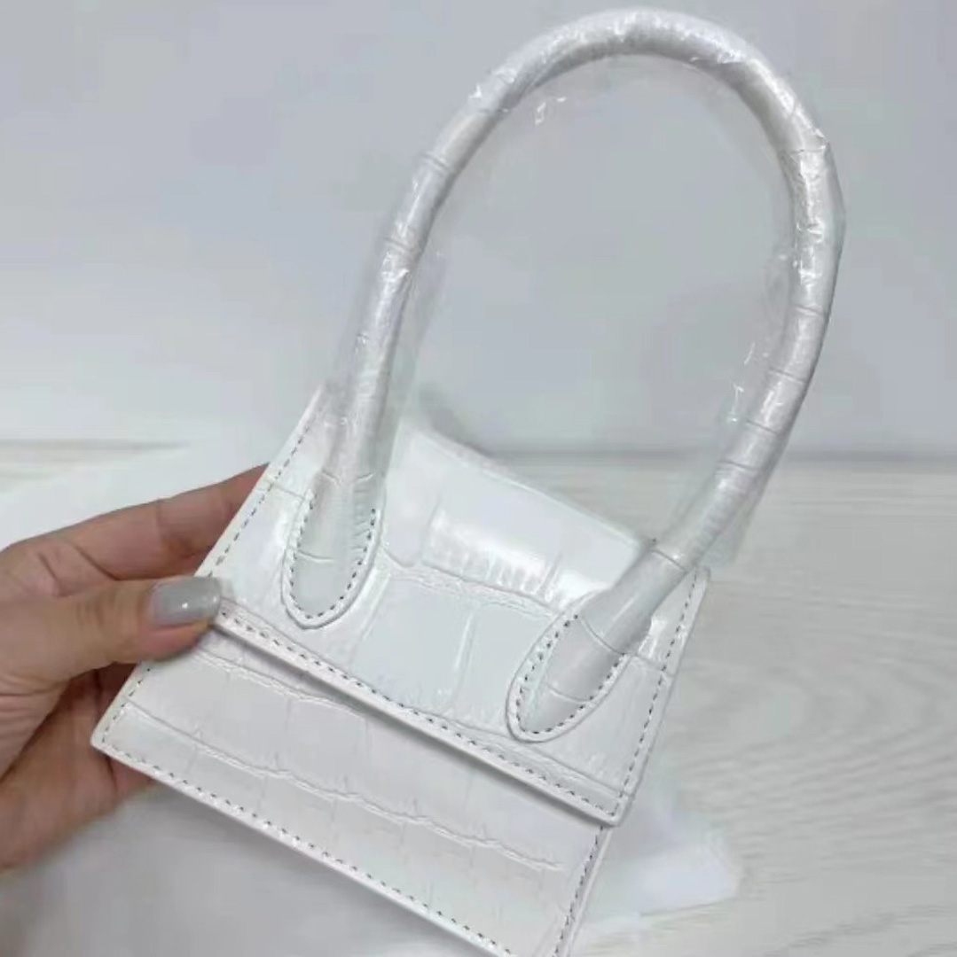 Diesels Designer Bag shoulder bag WITH BOX Italy Fashion clutch flap Jingle bag Handle Womens Flap Luxury Handbag Nappa Casual Clutch Unique Strap Bag 20cm 14cm001, #1 20x5.5x13cm
Diesels Designer Bag shoulder bag WITH BOX Italy Fashion clutch flap Jingle bag Handle Womens Flap Luxury Handbag Nappa Casual Clutch Unique Strap Bag 20cm 14cm001, #1 20x5.5x13cm