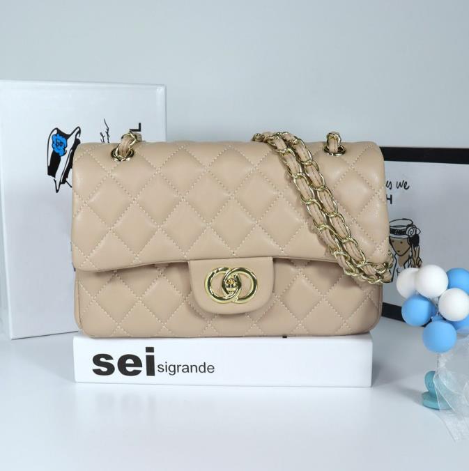designer bags Shoulder Bag Totes bags channel Chain bagss Clutch Flap Luxury caviar Handbag Check Velour Thread Purse Double Letters Solid Hasp Waist Square77527, #28 25cm
designer bags Shoulder Bag Totes bags channel Chain bagss Clutch Flap Luxury caviar Handbag Check Velour Thread Purse Double Letters Solid Hasp Waist Square77527, #28 25cm