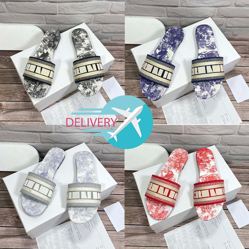 Embroidered Fabric Slide Slippers Designer Slides For Women Summer Beach Walk Sandals Fashion Low heel Flat slipper Shoes size 35-42, Color #7
Embroidered Fabric Slide Slippers Designer Slides For Women Summer Beach Walk Sandals Fashion Low heel Flat slipper Shoes size 35-42, Color #7