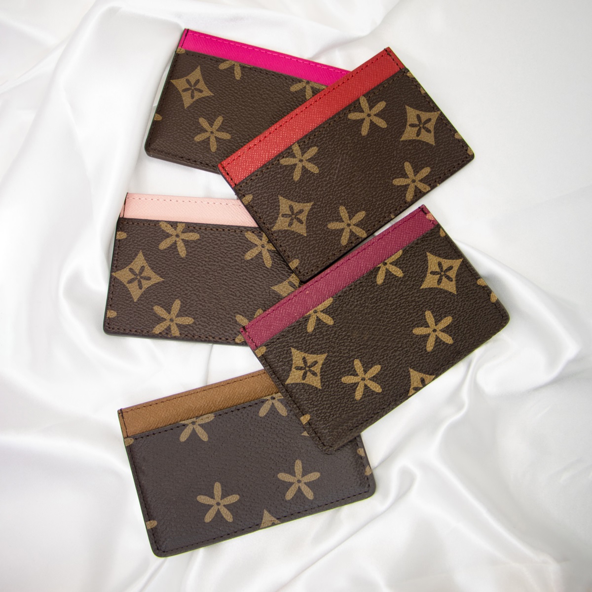 lvl M60703 Key Wallets 3 credit card slots passport Coin Purses Mini bag flower Womens Man key pouch card holders Genuine Leather luxury 7A quality wallets CardHolder, Taiga
lvl M60703 Key Wallets 3 credit card slots passport Coin Purses Mini bag flower Womens Man key pouch card holders Genuine Leather luxury 7A quality wallets CardHolder, Taiga