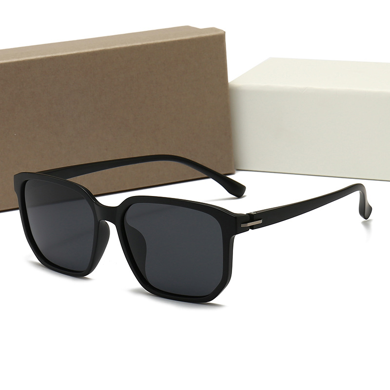Designer Brand Women Sunglasses Fashion Luxury Sunglasses for Men New Polarized Sunglasses Fashion Oval Face Sunglasses Driving Vacation Sunglasses 5127
Designer Brand Women Sunglasses Fashion Luxury Sunglasses for Men New Polarized Sunglasses Fashion Oval Face Sunglasses Driving Vacation Sunglasses 5127