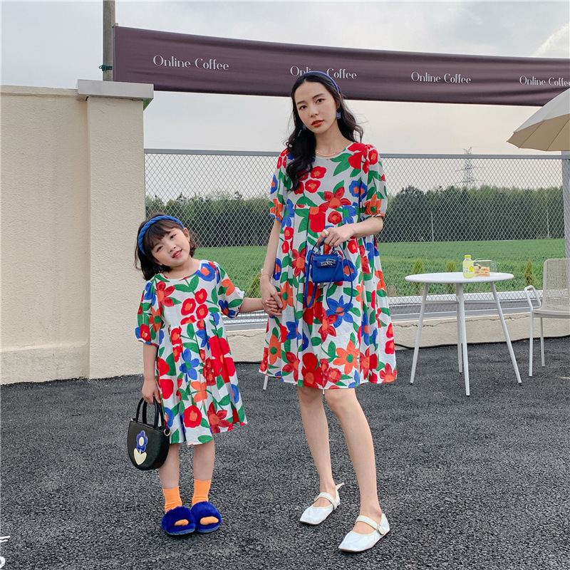 Family Matching Outfits Mother And Daughter Dress Summer Parent-Child Matching Floral Pattern Dresses For Women Clothing Baby Girls Clothes Robe 23050