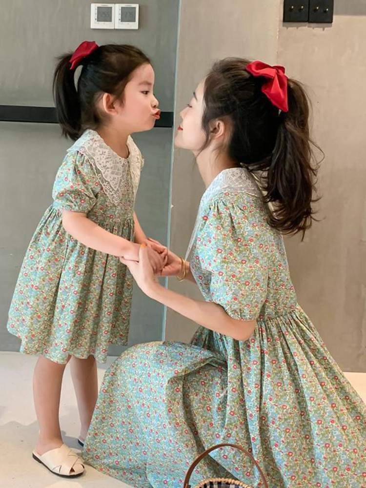 Family Matching Outfits Parent-child Skirt Summer Dress Girl Dress Baby Parent-child Dress Foreign Style Floral Skirt Small Fresh family sets 230506