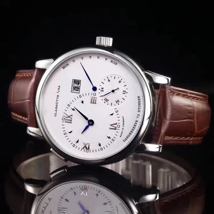 series adopts imported movement L121.3 316 fine steel top sapphire mirror imported from Italy calfskin 38.5mm 21600 of oscillations power reserve 72 hours, As shown
series adopts imported movement L121.3 316 fine steel top sapphire mirror imported from Italy calfskin 38.5mm 21600 of oscillations power reserve 72 hours, As shown