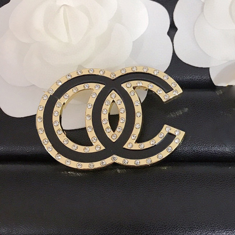 20 styles Broche lettre designer classique placage cristal Rhie bijou orné perle mariage fête accessoire cadeau