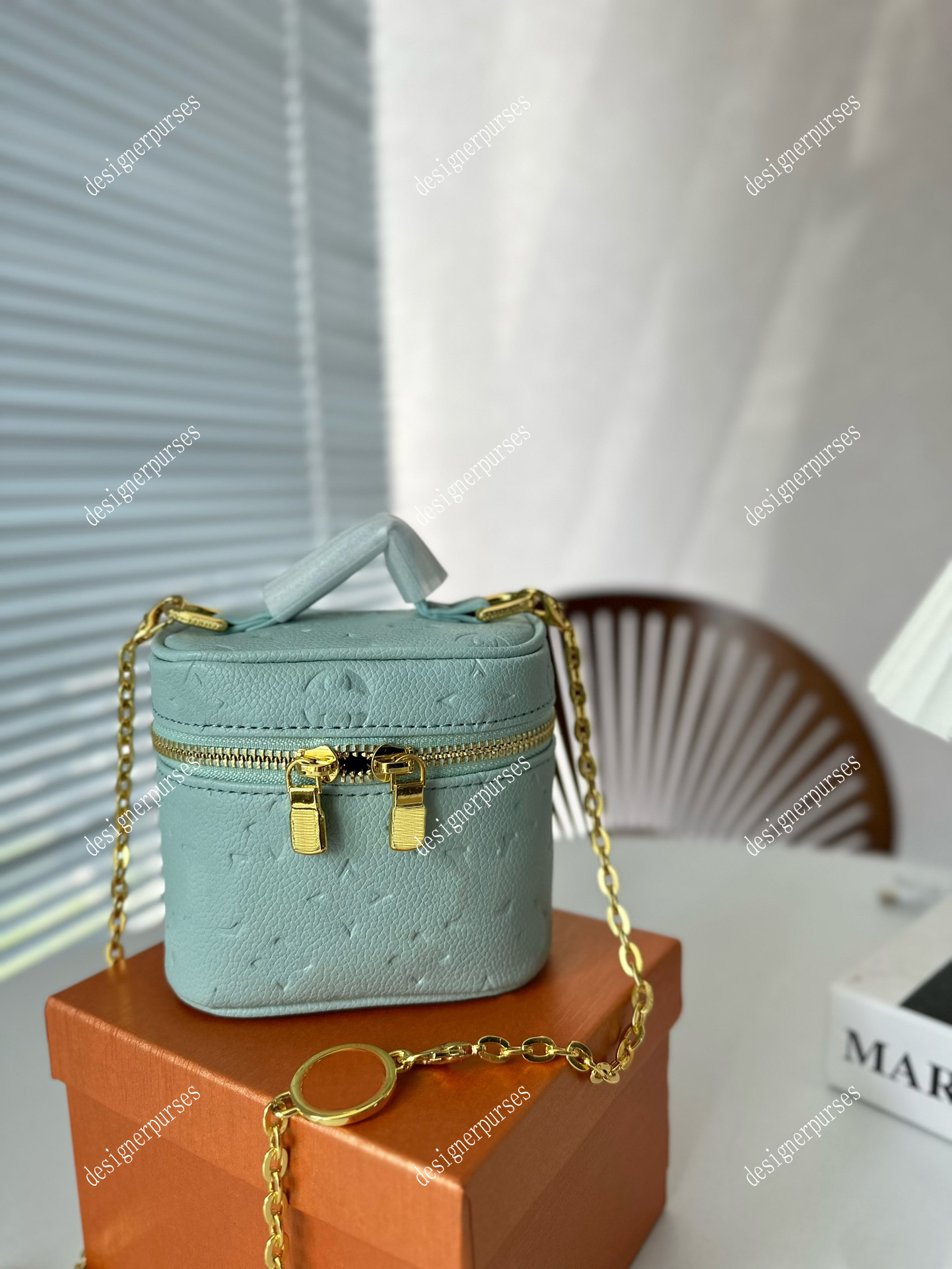 TZ Lady Cosmetic case Women Designer Toiletry Travel Pouch Ladies Purses mini Makeup Bag Fashion Embossed Zipper Handbags Shoulder Bags Chain crossbody bag 12.5CM, White
TZ Lady Cosmetic case Women Designer Toiletry Travel Pouch Ladies Purses mini Makeup Bag Fashion Embossed Zipper Handbags Shoulder Bags Chain crossbody bag 12.5CM, White