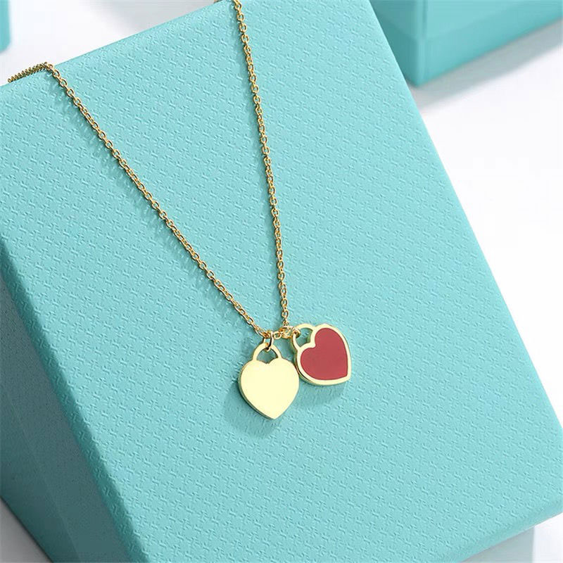 Gold necklace designer necklace tiff heart necklace Pendant Necklaces Colored enamel gift engagement designer jewlery designer for women luxury necklaces
Gold necklace designer necklace tiff heart necklace Pendant Necklaces Colored enamel gift engagement designer jewlery designer for women luxury necklaces
