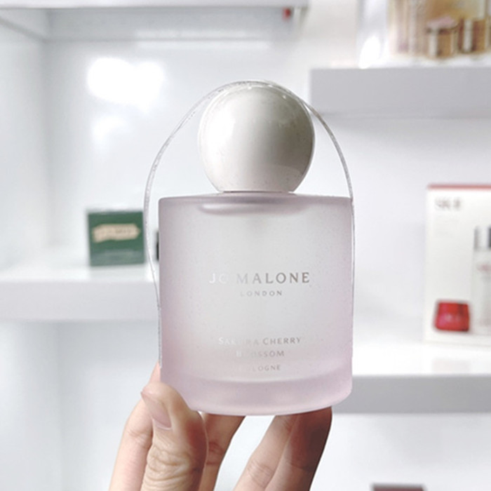 Newest 2023 Jo Malone London Perfume 100ml Sakura Cherry Blossom Cologne Flower Floral Fruit Fragrance smell Women Spray Parfum
Newest 2023 Jo Malone London Perfume 100ml Sakura Cherry Blossom Cologne Flower Floral Fruit Fragrance smell Women Spray Parfum