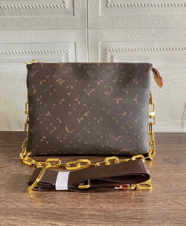 Coussin PM Shoulder Bag Plain Brown Flower Color Embossed Monograms Puffy Leather with Removable Chain Jacquard Strap Designers Handbag Large34cm
Coussin PM Shoulder Bag Plain Brown Flower Color Embossed Monograms Puffy Leather with Removable Chain Jacquard Strap Designers Handbag Large34cm
