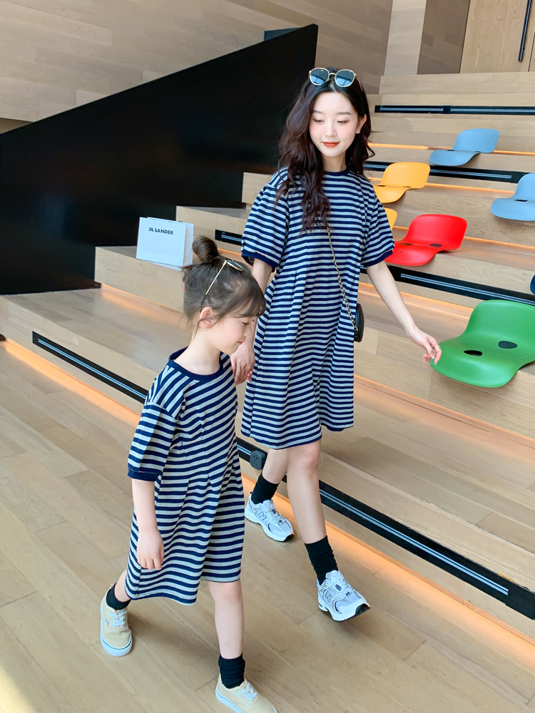 Family Matching Outfits Mom Daughter Dresses Summer Baby Girls' And Women's Dress Fashion Kids Onesie Parent-Child Matching Cotton Clothing 