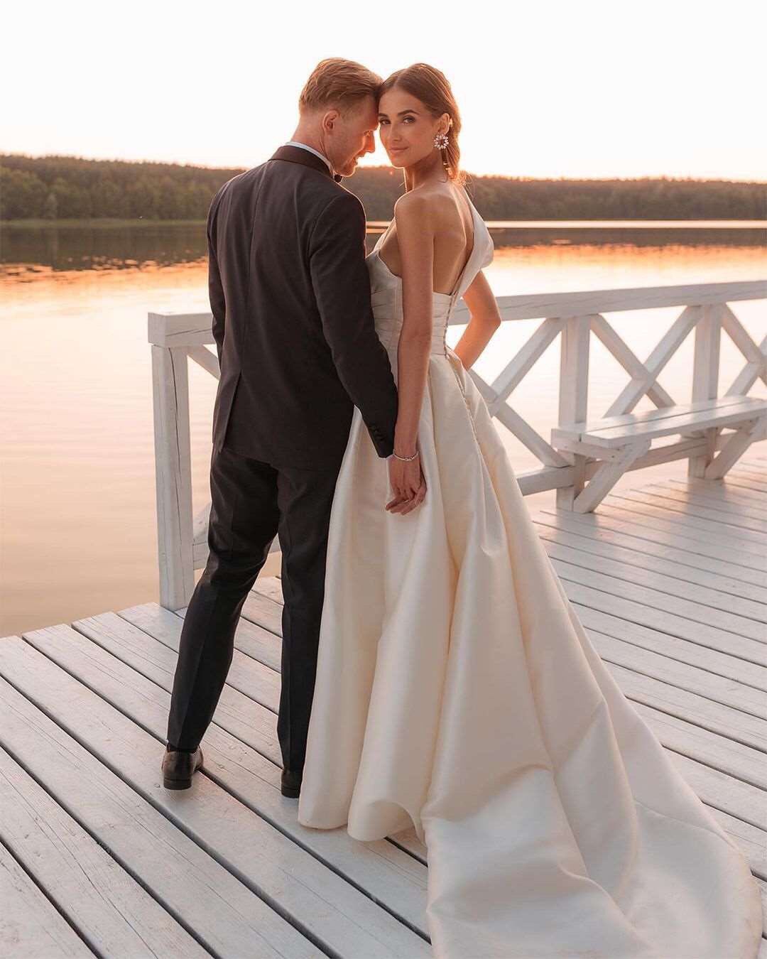 Vintage One Shoulder Pleat Satin Wedding Dress Sleeveless Backless A-Line Boho Princess Bridal Gowns vestidos de novia Custom Made