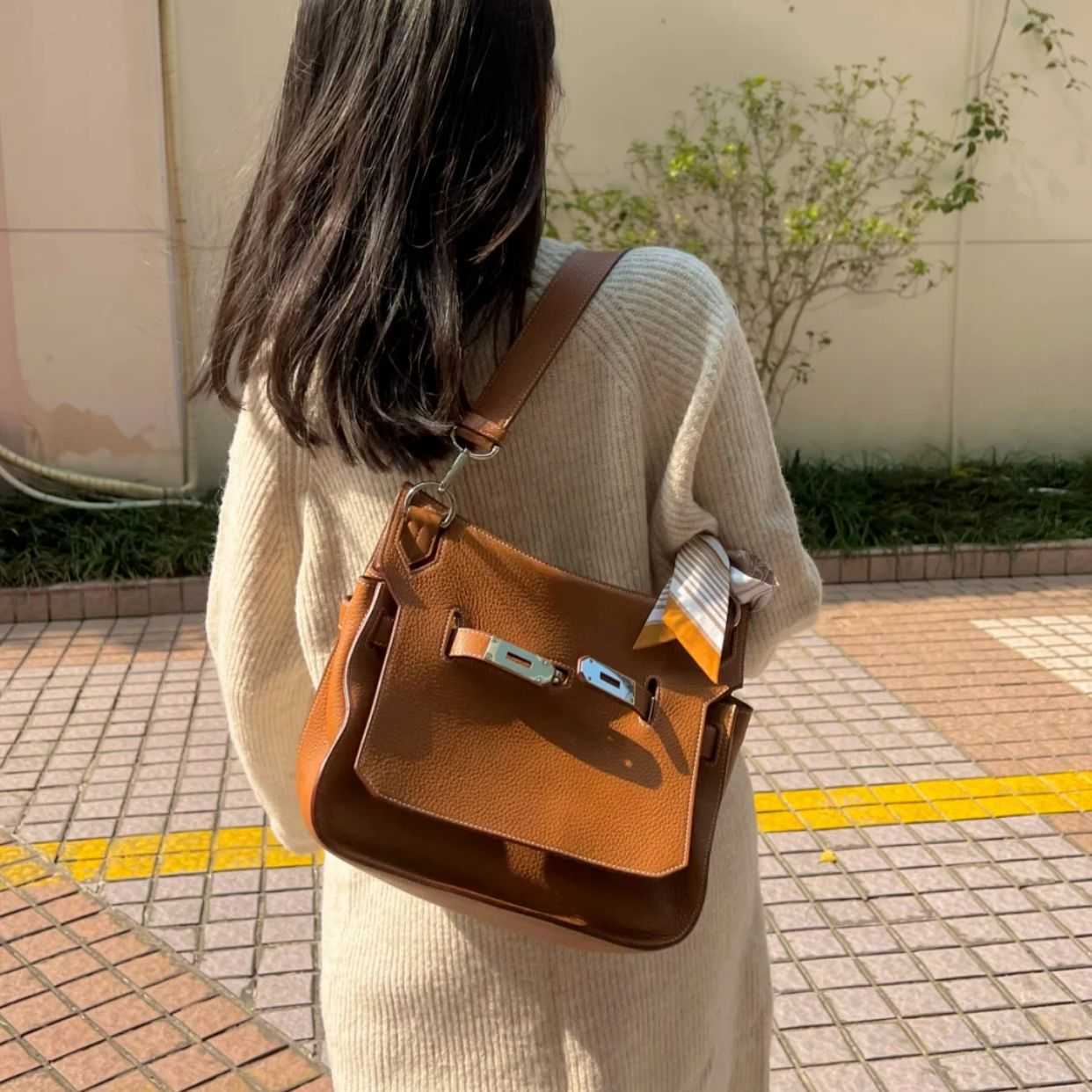 Totes Handbag Jypsieres H erms bag Women's 2023 Capacity Bag Underarm Bag Shoulder Leather Women's Bag TrendHDPIqq with logo, Black3
Totes Handbag Jypsieres H erms bag Women's 2023 Capacity Bag Underarm Bag Shoulder Leather Women's Bag TrendHDPIqq with logo, Black3