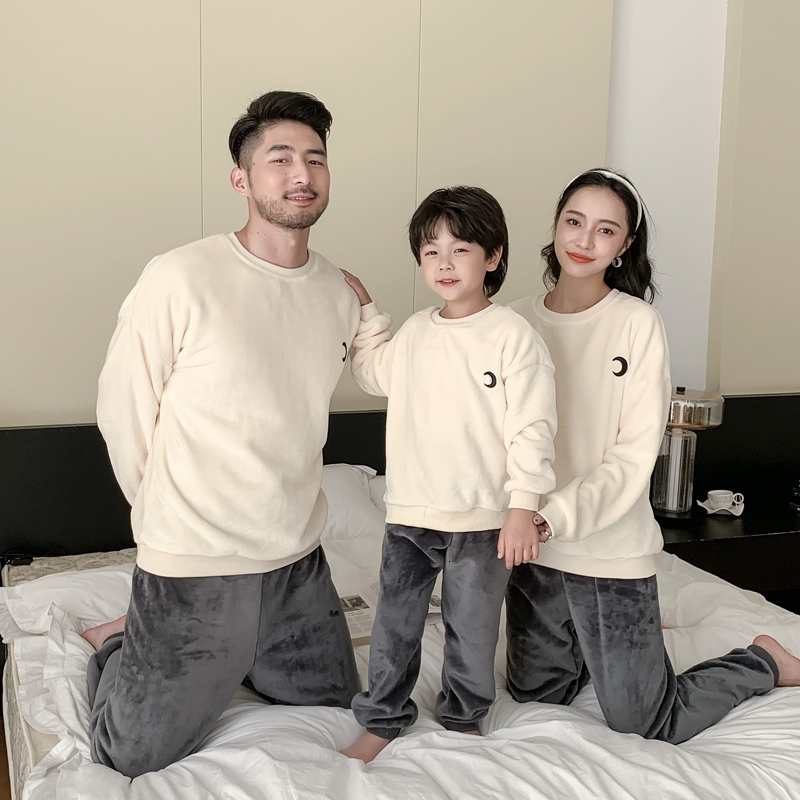 Family Matching Outfits Family Matching Pajamas Set Warm Flannel Top and Pants Set Winter Christmas Children Set Women and Men Pajamas Set Kid Set 230
