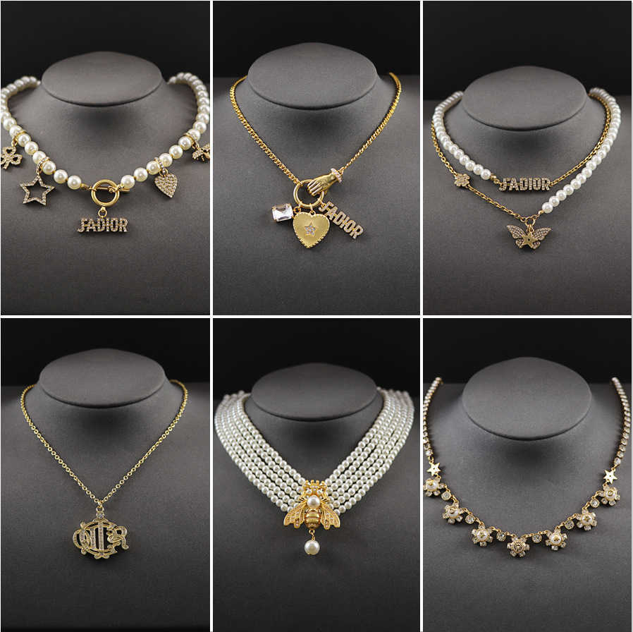 D family CD letter neck chain necklace women's 2022 new fengdijia net Red Brass Necklace
D family CD letter neck chain necklace women's 2022 new fengdijia net Red Brass Necklace